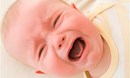 تسع أسباب يجب التأكد منها عند بكاء طفلك الرضيع