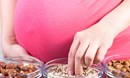 اتخاذ خيارات غذائية آمنة خلال الحمل